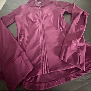 Women's Stylish Plum Ski Jacket